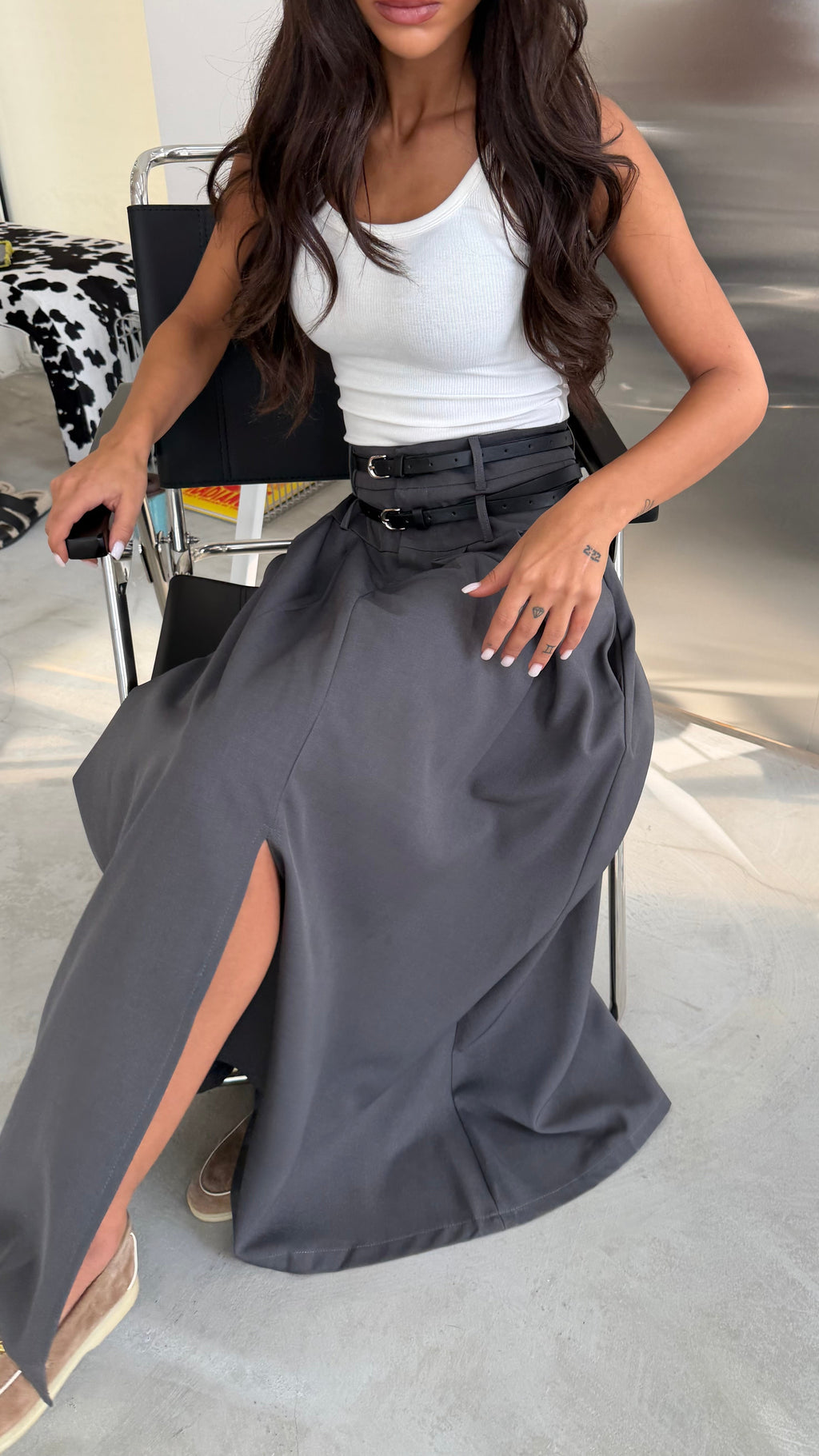 Double belt skirt